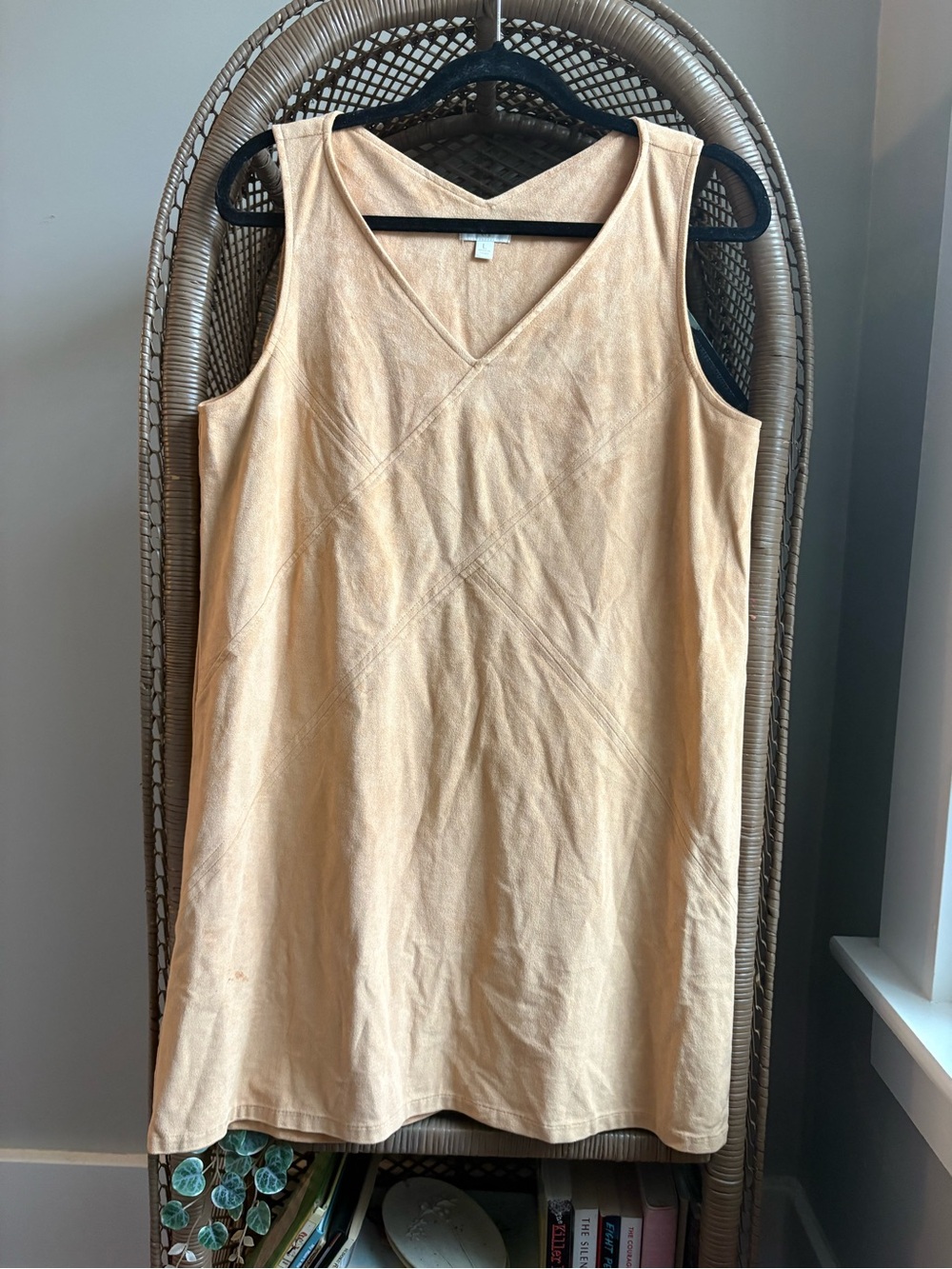 Classic V-Neck Sleeveless Top - Beige